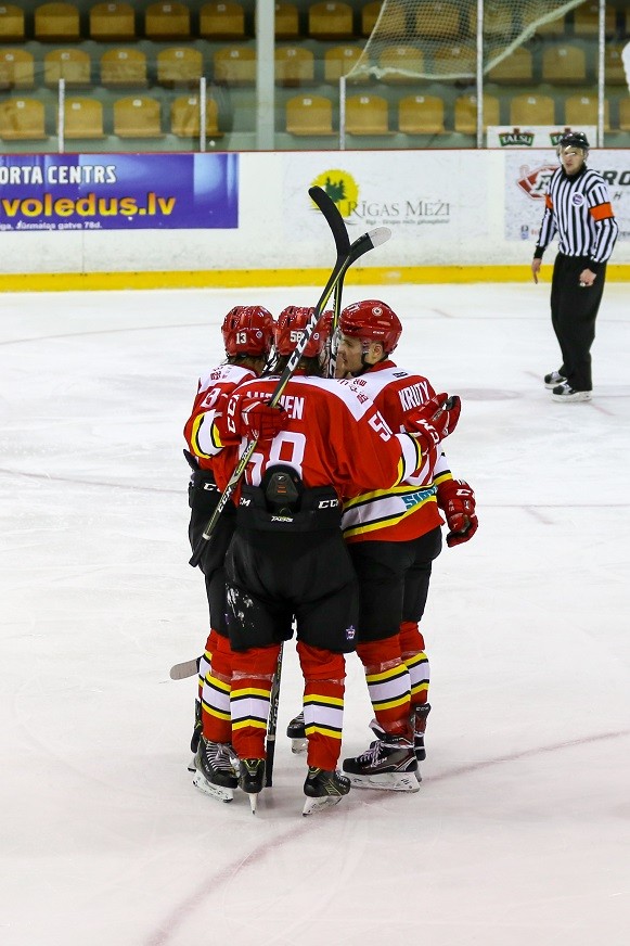 九游体育登录-圣彼得堡主场不敌里斯本，遭遇淘汰悲剧的简单介绍