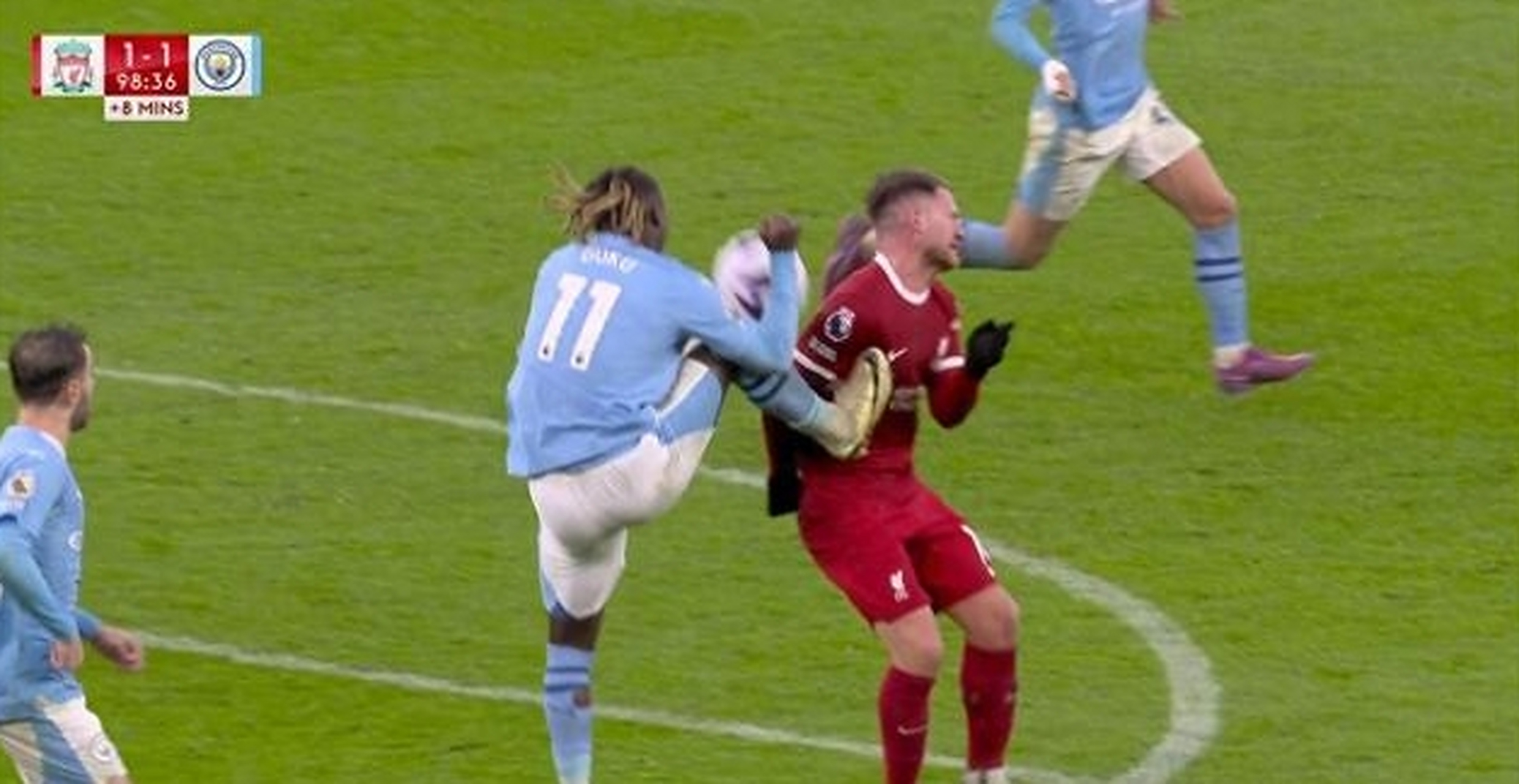 利物浦主场不敌托特纳姆热刺，遭遇主场失利